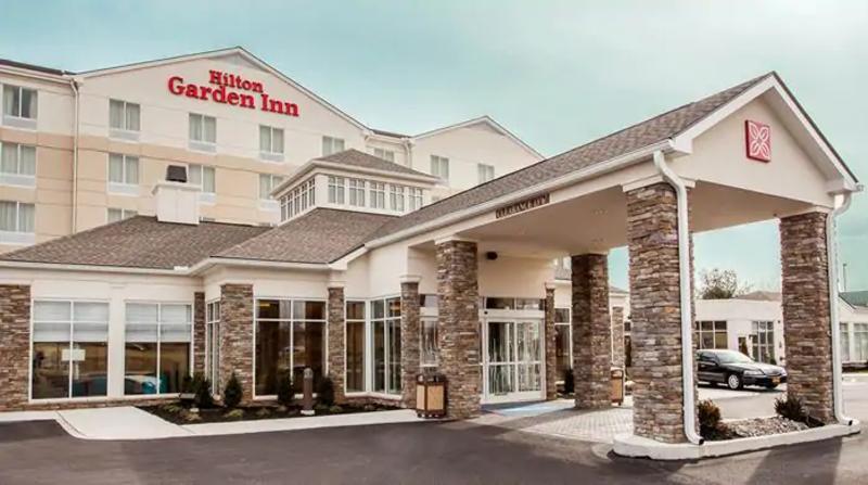 Hilton Garden Inn Tampa - Wesley Chapel Exterior photo
